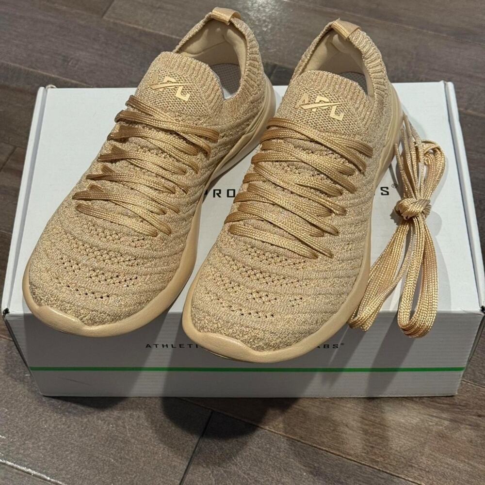 APL women’s techloom wave Size 5  Color champagne - Picture 2 of 5